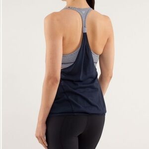 Lululemon Practice Freely Tank Size 4 in Inkwell